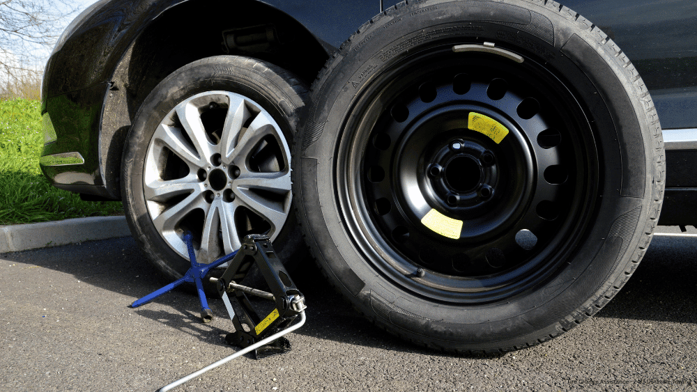 Tire Change Assistance - 24/7 Doraville Towing